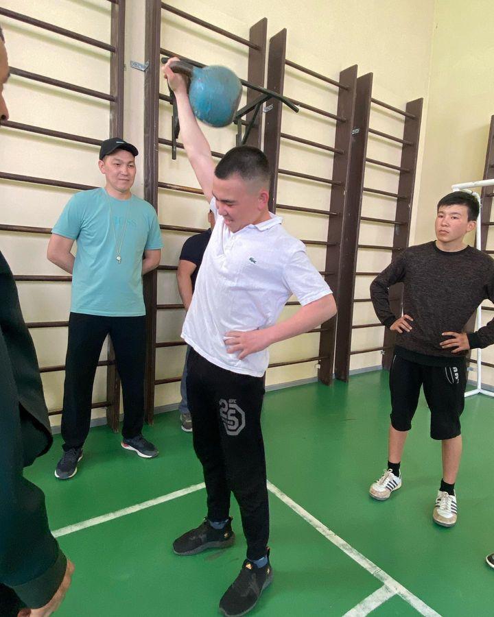 Мектебімізде “Қажымұқан Мұңайтпасұлының туғанына 151 жыл” толуына орай спорттық ойындар өткізілді. Спорттық ойынға мектеп оқушылары белсене ат салысты. Жеңімпаздар марапатталды.