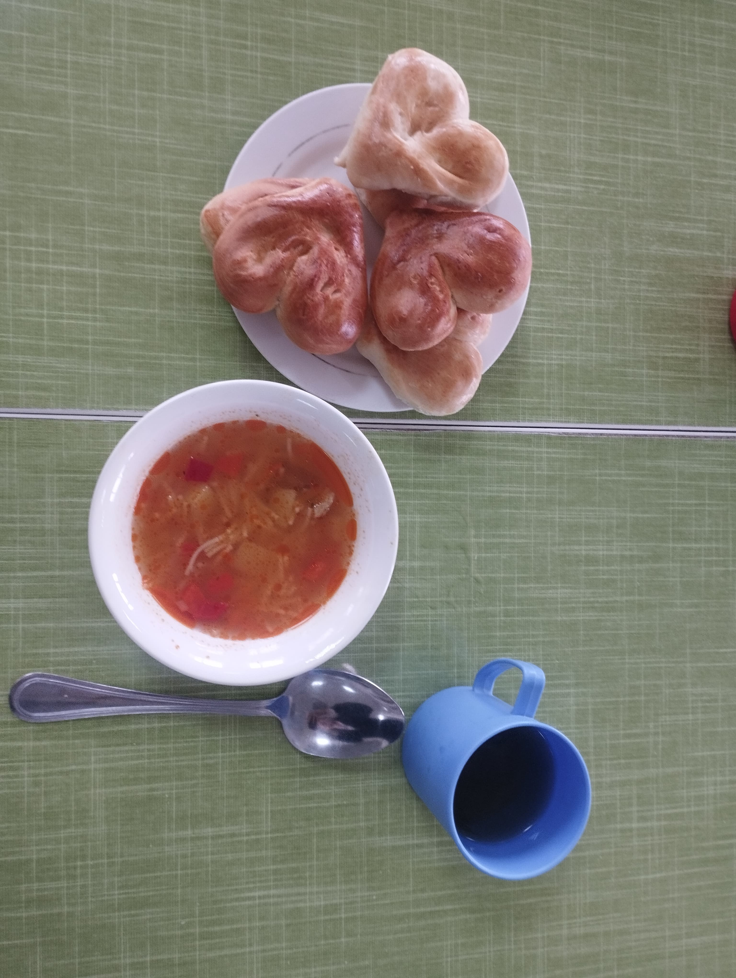 ЖБББҚ есебінен тегін ыстық тамақ ішетін оқушылардың бір күндік ас мәзірі